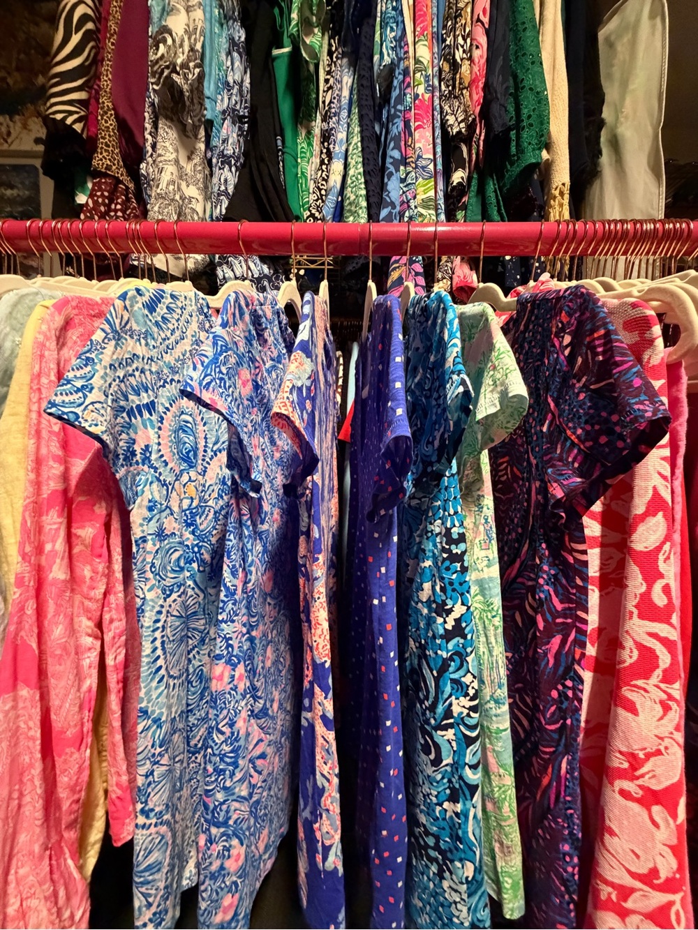 Bunch of Lilly Pulitzer Etta V-Neck Tops - XXS & XS - Picture 1 of 8